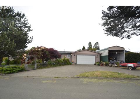 253 1st Ave, Coos Bay, OR 97420