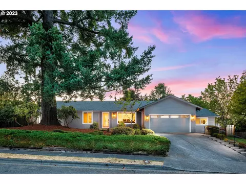 1474 Greentree Cir, Lake Oswego, OR 97034