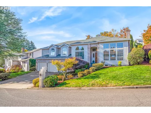 11767 SE 108th Ave, Happy Valley, OR 97086
