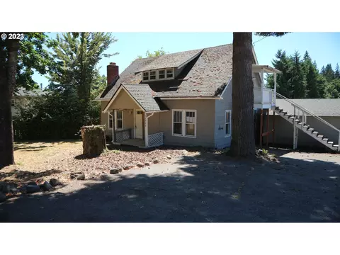 59506 Cole Valley Ave, Saint Helens, OR 97051
