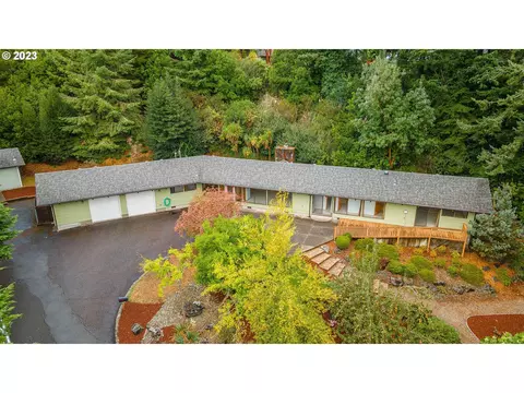 2138 Madrona, North Bend, OR 97459