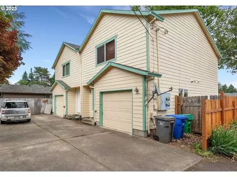 11037 SE Holgate Blvd, Portland, OR 97266