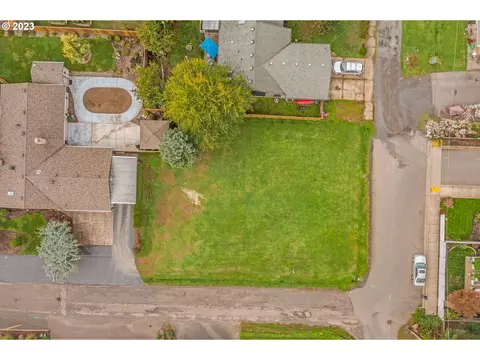 3 Rd St, Carlton, OR 97111