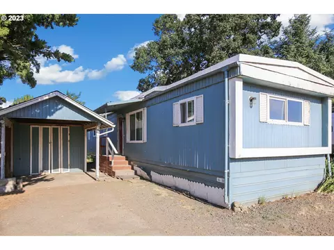 28710 W 18th Ave #6, Junction City, OR 97448