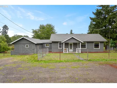 9966 SW High Ln, Gaston, OR 97119