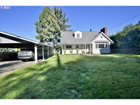 94085 Commercial Ln, Coos Bay, OR 97420