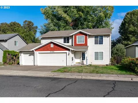 51794 SE 9th St, Scappoose, OR 97056