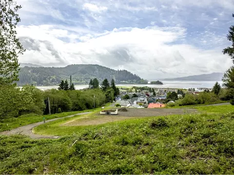 Undisclosed, Garibaldi, OR 97118