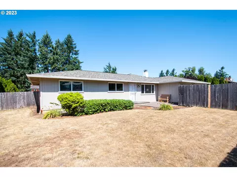 21621 S Crestview Dr, Oregon City, OR 97045