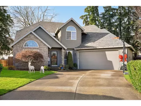 139 Mclaughlin Dr, Woodburn, OR 97071
