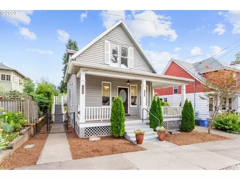 1219 SE Rhone St, Portland, OR 97202