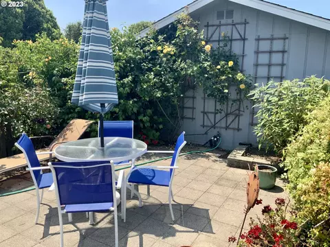 95623 Jerrys Flat Rd #16, Gold Beach, OR 97444