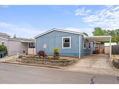 2155 Robins Ln #54, Salem, OR 97306
