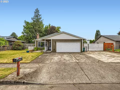1537 SE Beaver Creek Ln, Troutdale, OR 97060