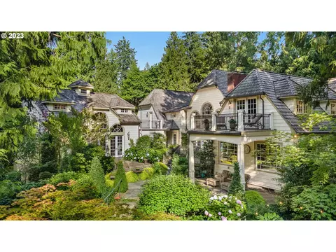 3119 Douglas Cir, Lake Oswego, OR 97035