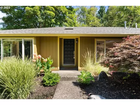 7575 SW Leslie St, Portland, OR 97223