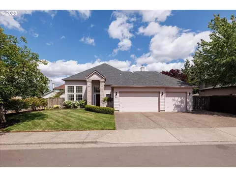 16543 NW Comadrona Ln, Portland, OR 97229