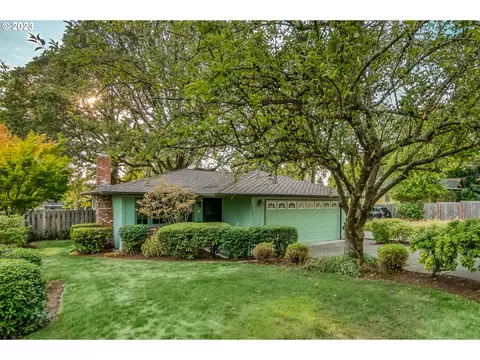 10555 SW 80th Ave, Tigard, OR 97223