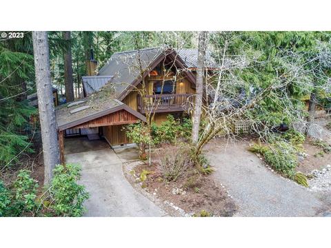 65045 E Riverside Dr, Brightwood, OR 97011