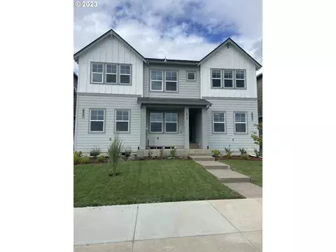 8049 SE Kinnaman St #942, Hillsboro, OR 97123