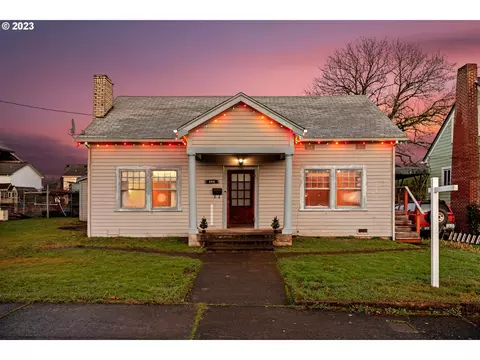 144 S 9th St, Saint Helens, OR 97051