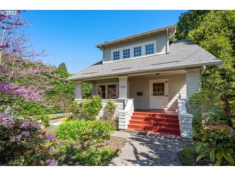 5915 NE Davis St, Portland, OR 97213