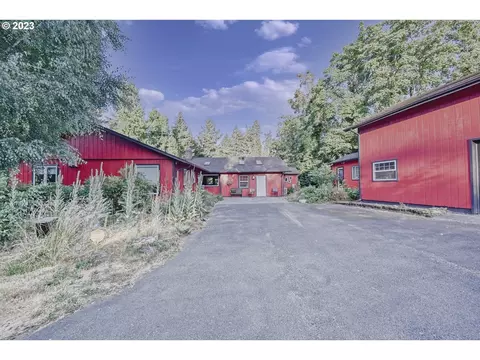 4530 SE Pinehurst Ave, Milwaukie, OR 97267