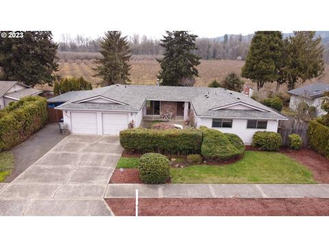 1452 Vera Dr, Springfield, OR 97477 photo 1