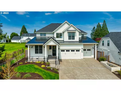 4040 Ridge Ln, West Linn, OR 97068