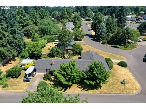 3708 Banner St, Eugene, OR 97404