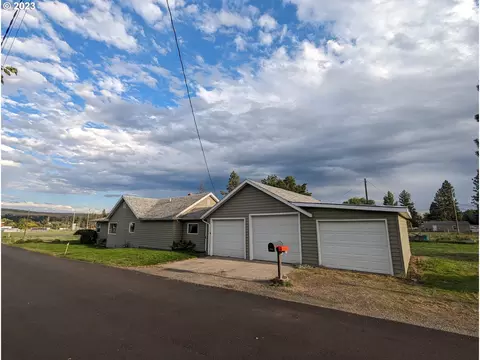 1708 Birch St, Elgin, OR 97827 photo 1