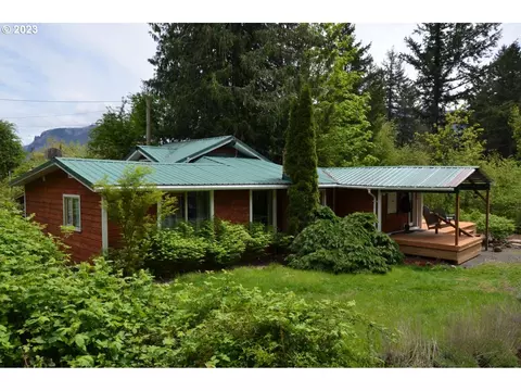 170 NW Jordan Rd, Stevenson, WA 98648