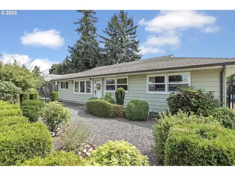 10828 NE Thompson St, Portland, OR 97220