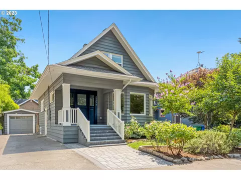 2822 SE 36th Ave, Portland, OR 97202