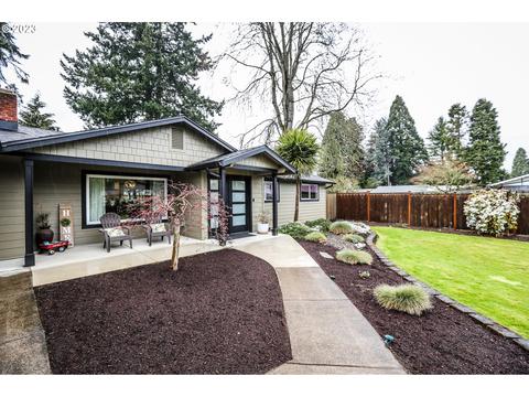 4810 Scenic Dr, Eugene, OR 97404 photo 1