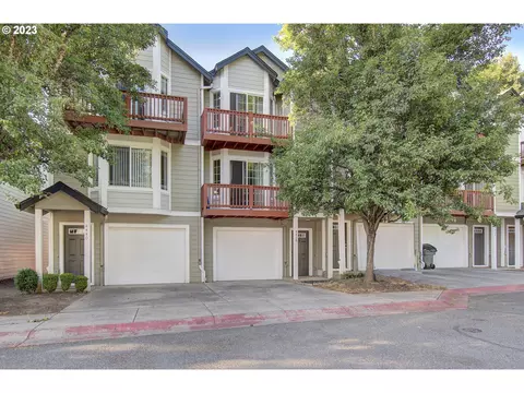 4438 NE Nicholson Loop, Vancouver, WA 98661