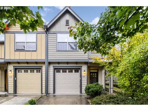 3927 SW Troy St, Portland, OR 97219