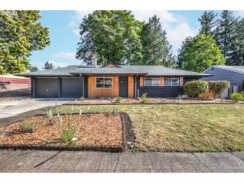16707 SE Rhine St, Portland, OR 97236