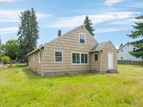 3004 SE 85th Ave, Portland, OR 97266