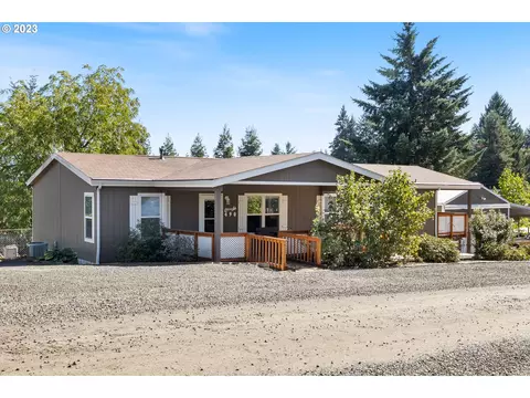 490 Wood St, Falls City, OR 97344