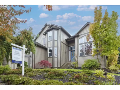 14377 SE Meadows Ln, Clackamas, OR 97015