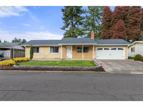 2878 Ridgeway Dr, Reedsport, OR 97467
