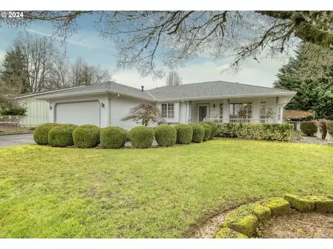59340 Cherrywood Dr, Saint Helens, OR 97051