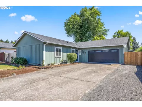 719 Janus St, Springfield, OR 97477