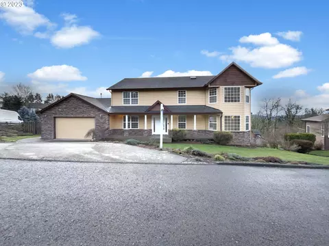 2736 NW 9th Way, Camas, WA 98607