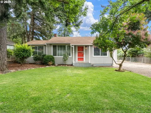 4024 SE 104th Ave, Portland, OR 97266