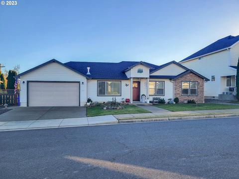 213 Danielle Dr, Winston, OR 97496 photo 1