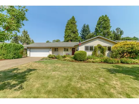 3515 Dulles Ave, Eugene, OR 97401