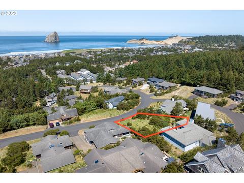 57 Nestucca Ridge Rd, Pacific City, OR 97135