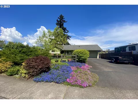 2181 5th St, Springfield, OR 97477